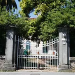Villa Carlotta *