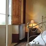 Carlotta Villa Sarzana