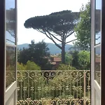 Carlotta Villa *