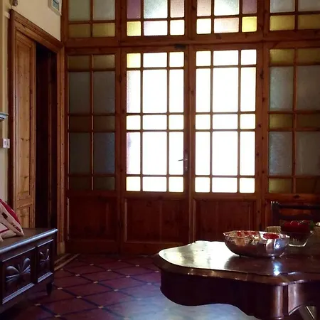 Villa Carlotta *