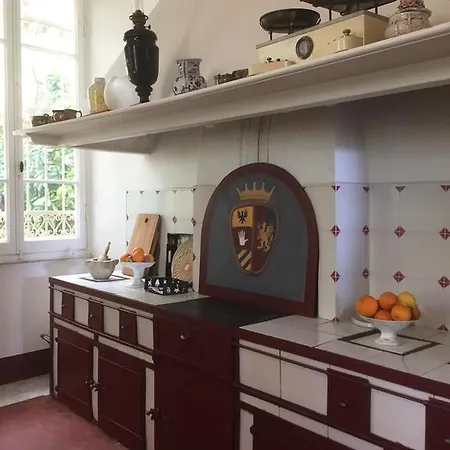 Carlotta Villa Sarzana