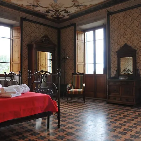 Carlotta Villa Sarzana